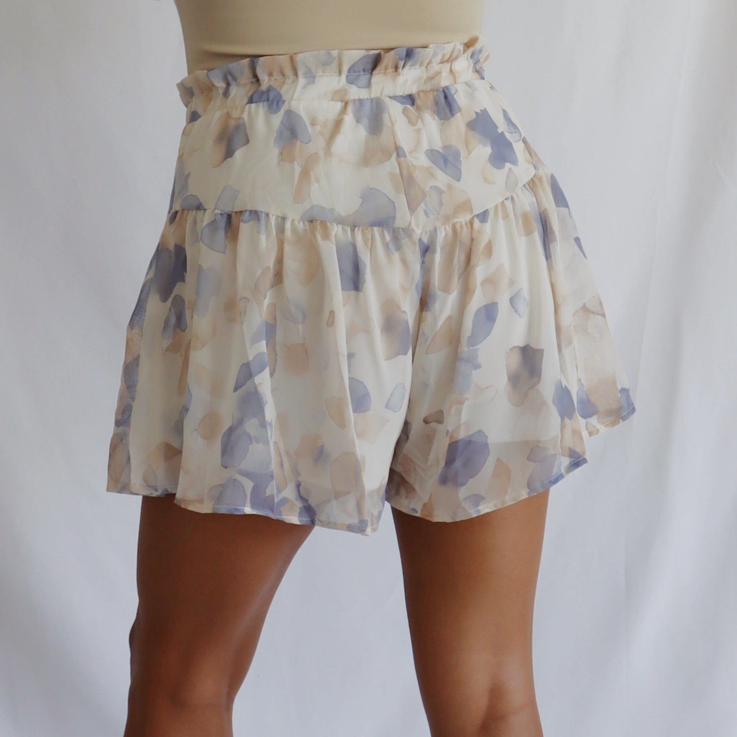 Scarlet 31 BOTTOMS Sadie Ivory Blue Printed Shorts
